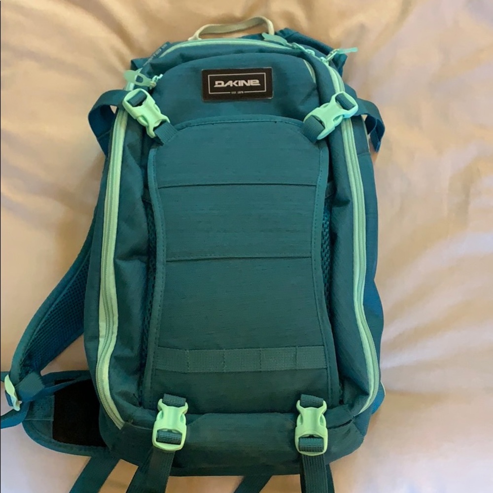 Dakine Mountain bike pack